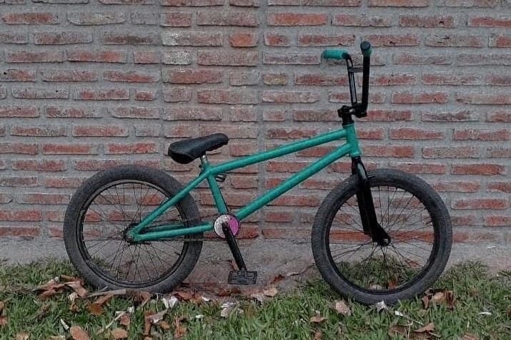 ¿Alguien vio la bici de Trini? La niña de 12 años no pierde las esperanzas de encontrarla